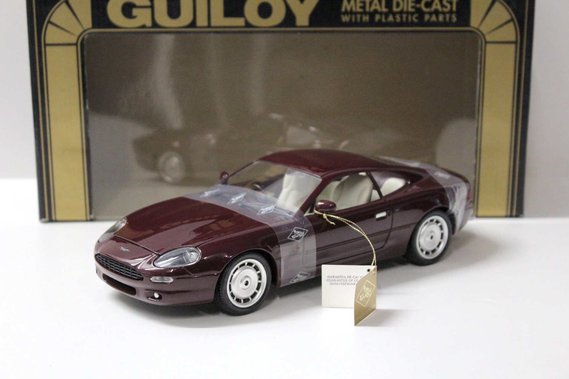 1:18 Guiloy Aston Martin DB7 Coupe dark red