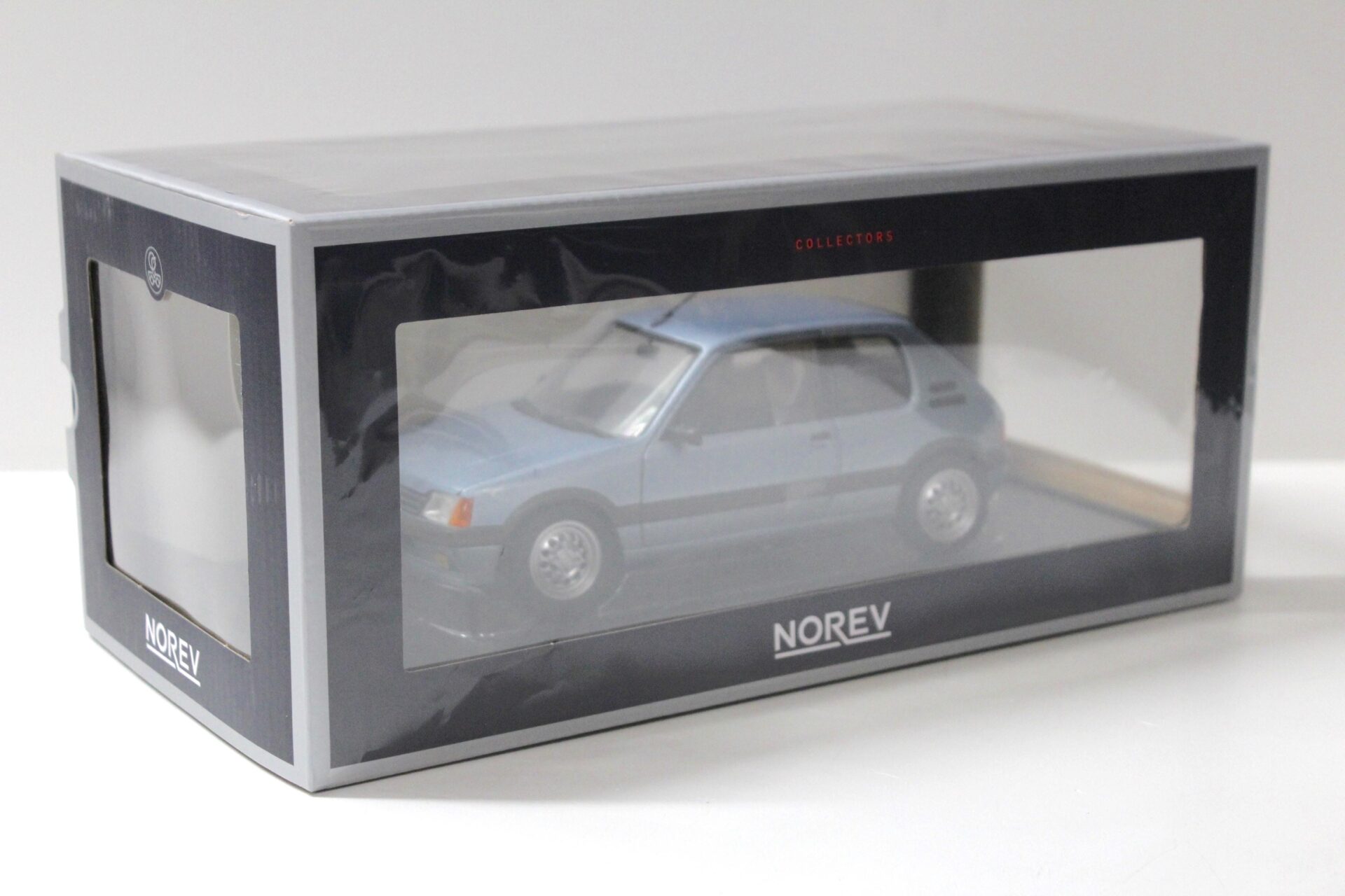 1:18 Norev Peugeot 205 GTi 1.6 Topaze blue 1988