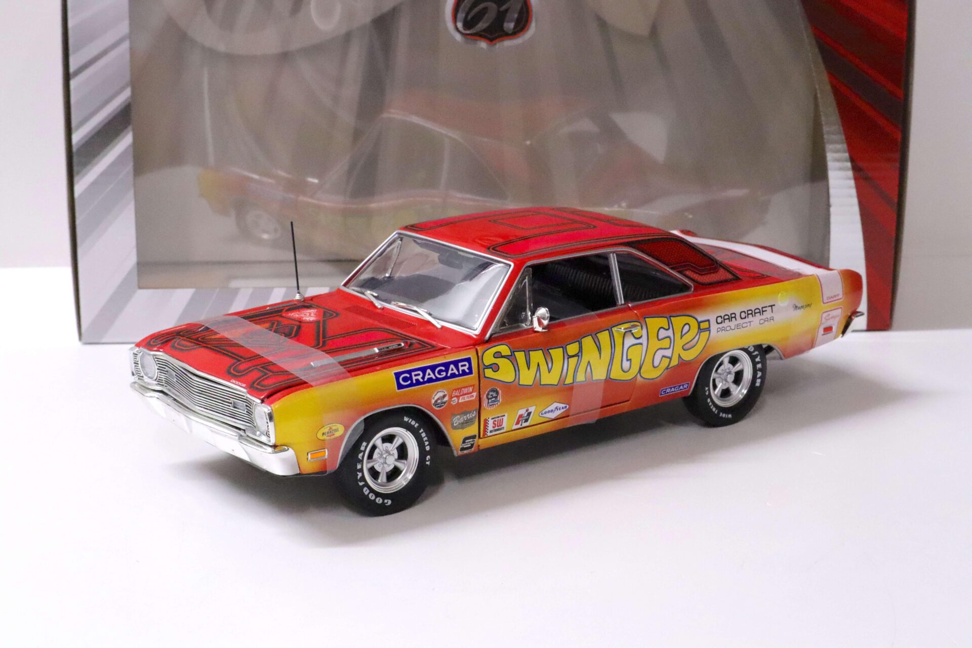 1:18 Highway61 Dodge Dart 340 Swinger Car Craft Project Car yellow/ pink 1969