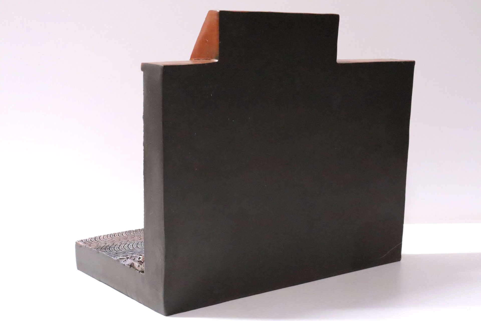 1:18 Auto World Resin Backdrop Diorama "To Bastogne/ Gebäude mit Tor"