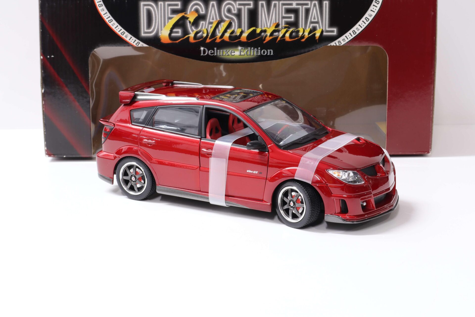 1:18 Road Signature Pontiac Vibe GTR red metallic 2003