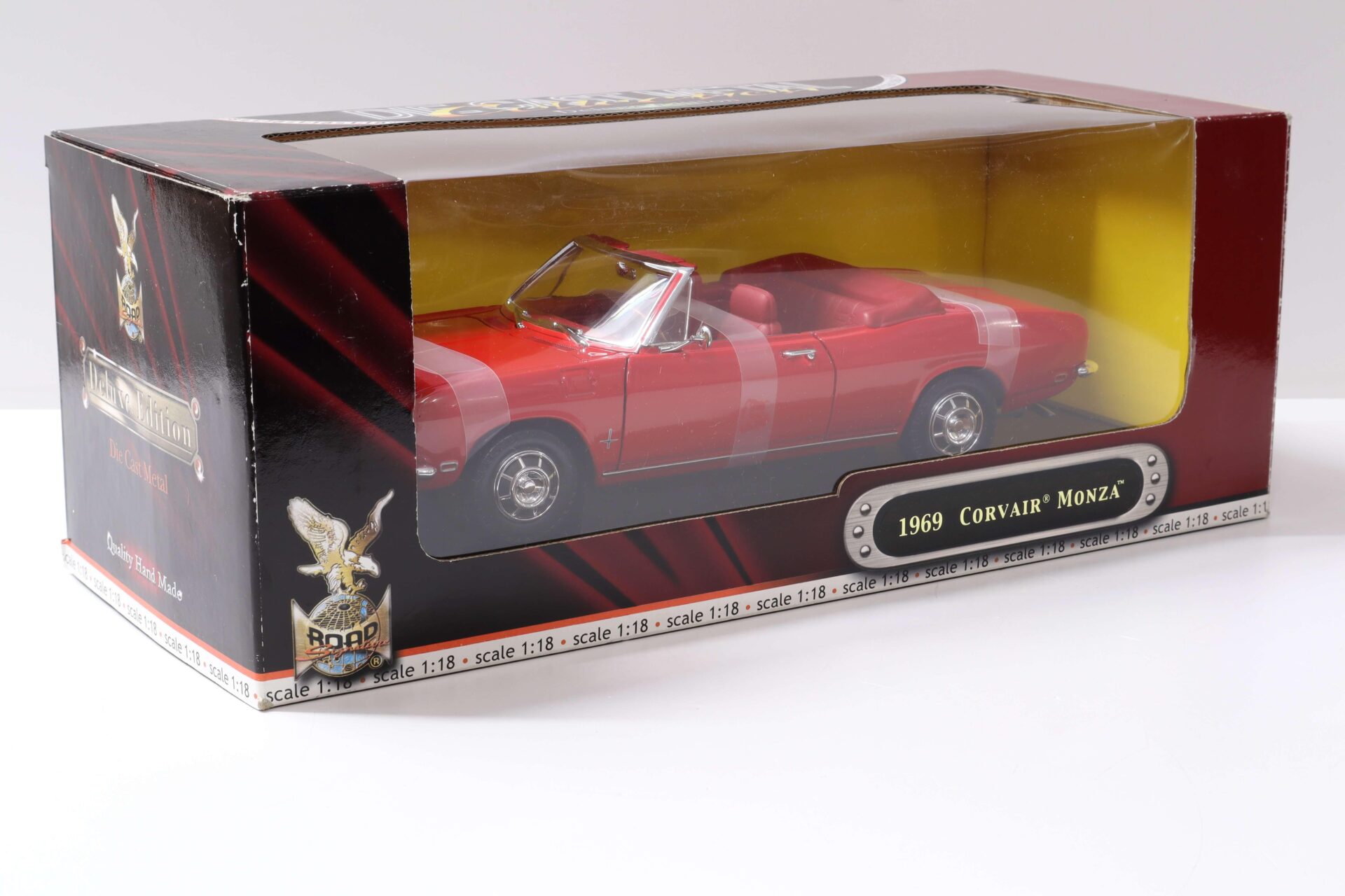 1:18 Road Signature Corvair Monza Cabriolet red 1969