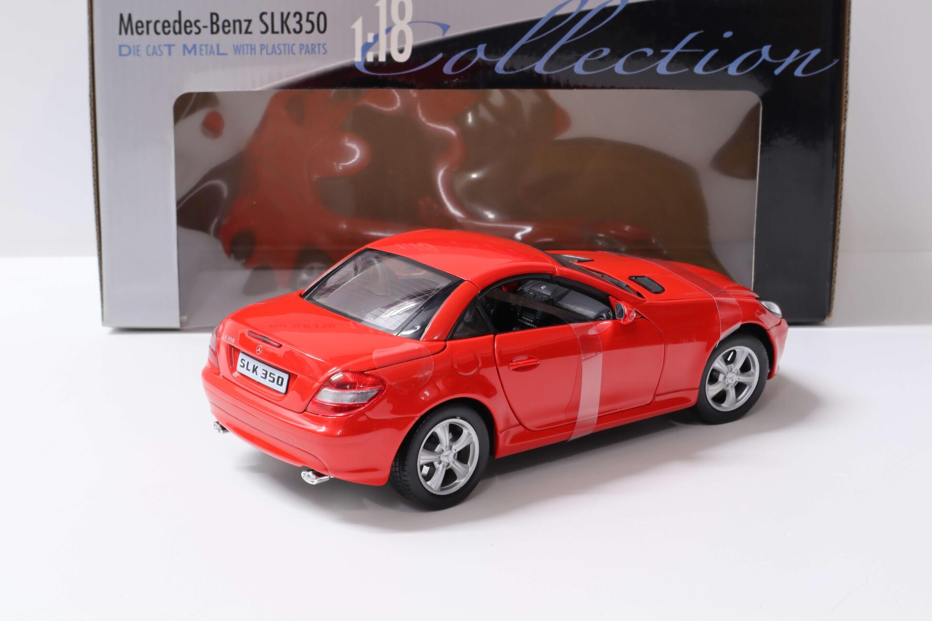1:18 Welly Mercedes SLK 350 Hardtop R171 red