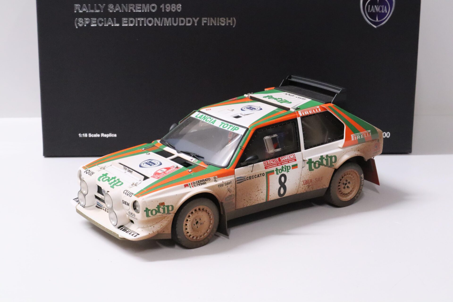 ID 58117 orig.jpg 1:18 AUTOart Lancia Delta S4 Rally Sanremo 1986 Special Muddy finish totip #8