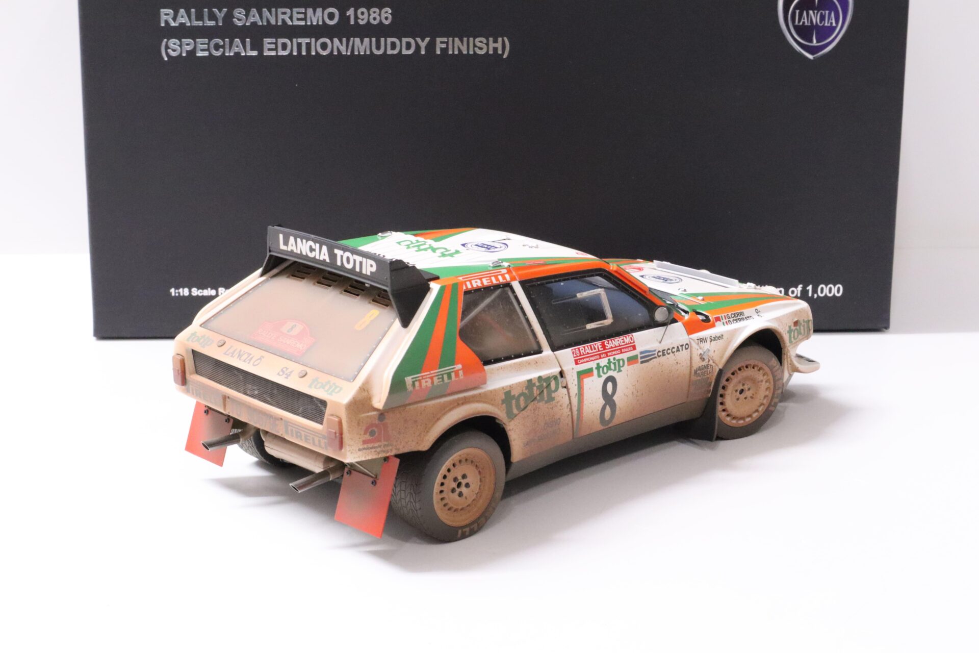 1:18 AUTOart Lancia Delta S4 Rally Sanremo 1986 Special Muddy finish totip #8