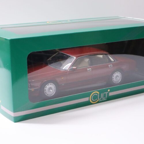 1:18 Cult Scale Models Jaguar XJR XJ40 Regency Limousine red metallic