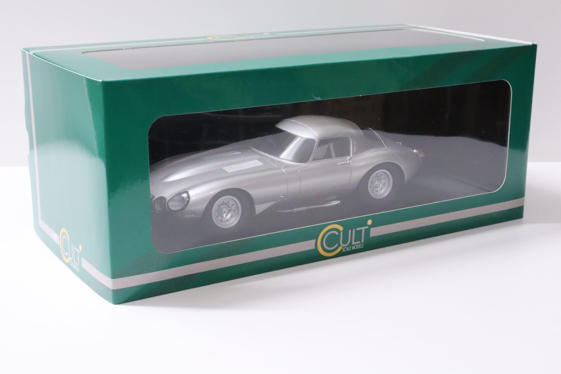 1:18 Cult Scale Models Jaguar E-Type Low Drag silver metallic