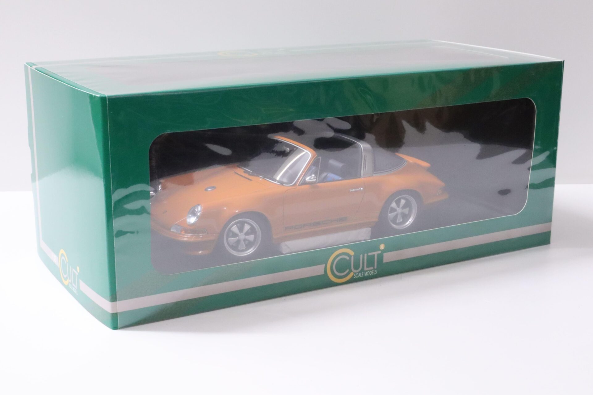 1:18 Cult Scale Models Porsche 911 Targa *SINGER* orange