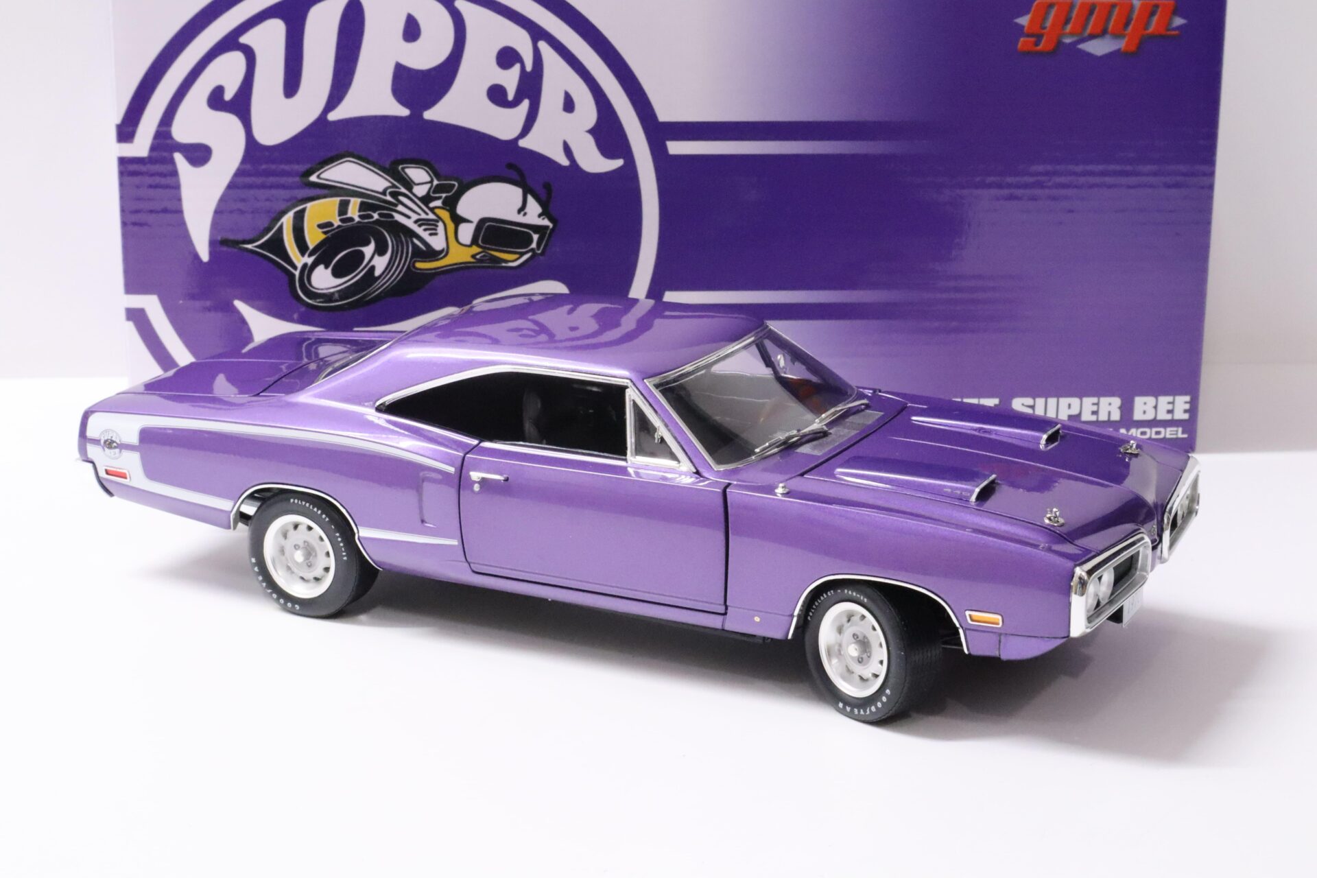 1:18 GMP 1970 Dodge Coronet Super Bee Coupe plum crazy purple