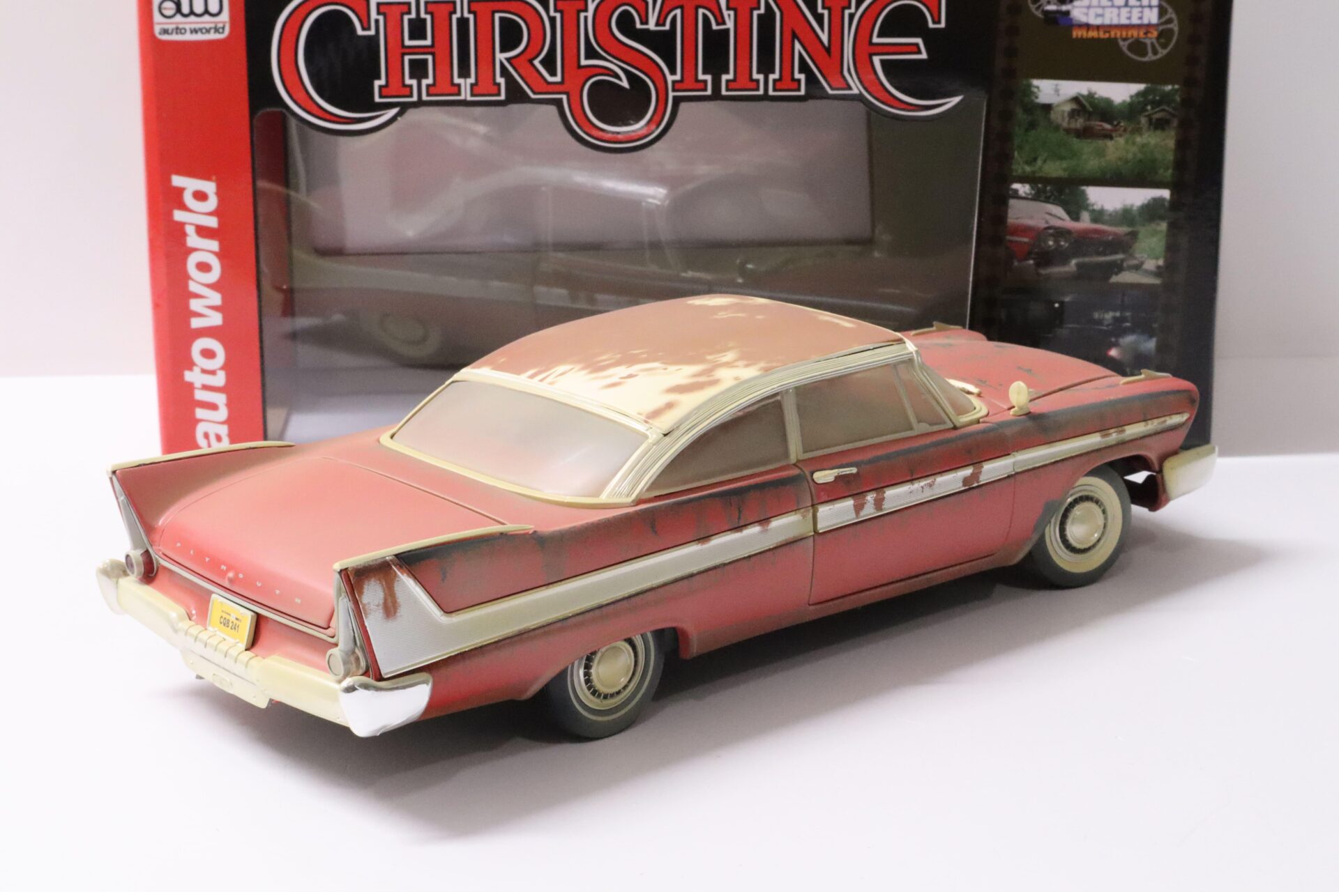 1:18 Auto World 1958 Plymouth Fury CHRISTINE An Evil dirty Version/ red