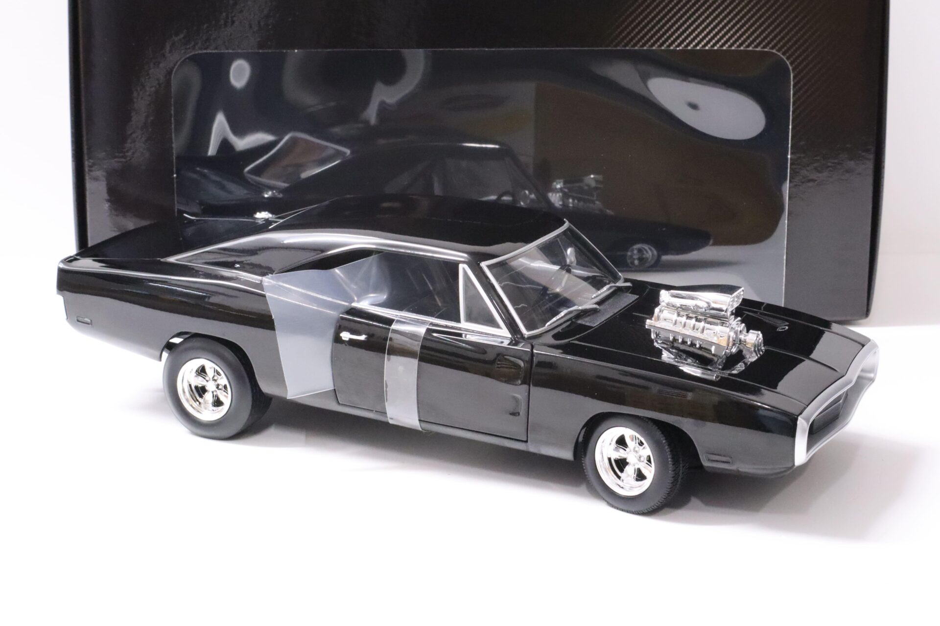 1:18 Hot Wheels 1970 Dodge Charger "The Fast and the Furious" black