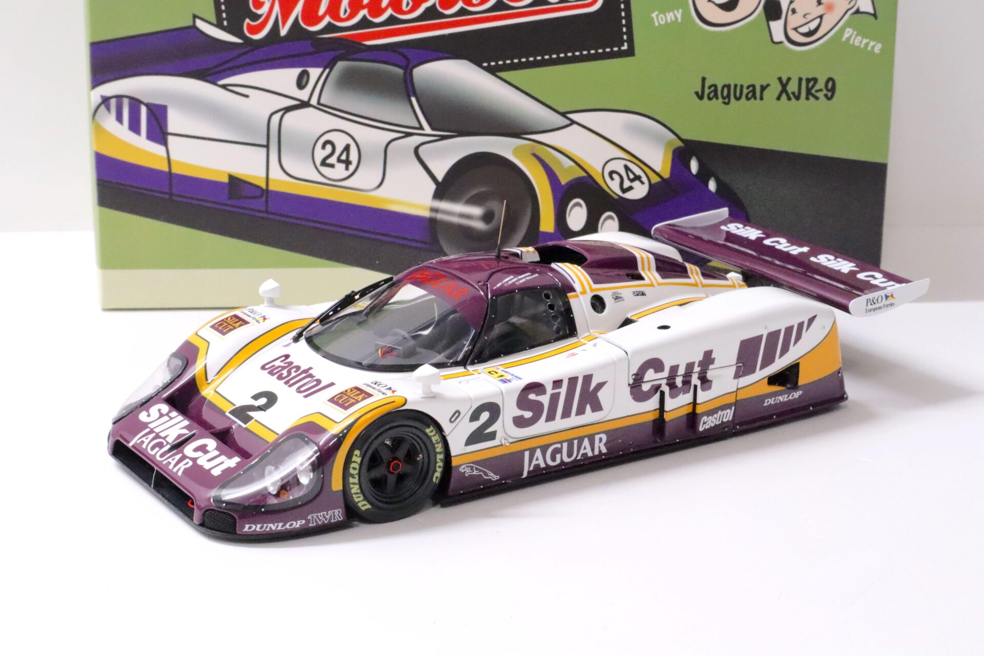 1:18 Exoto 1988 Jaguar XJR-9LM 24h Le Mans #2 Lammers/ Dumfries/ Wallace