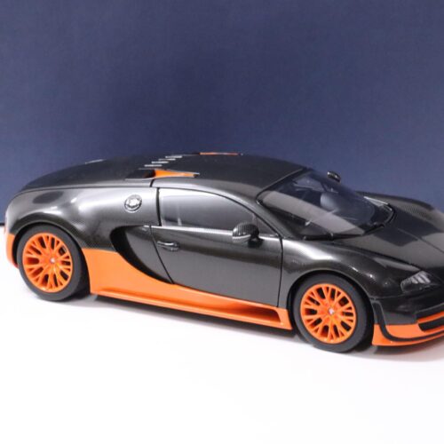 1:18 AUTOart Bugatti Veyron 16.4 Super Sport black/ orange Skirts