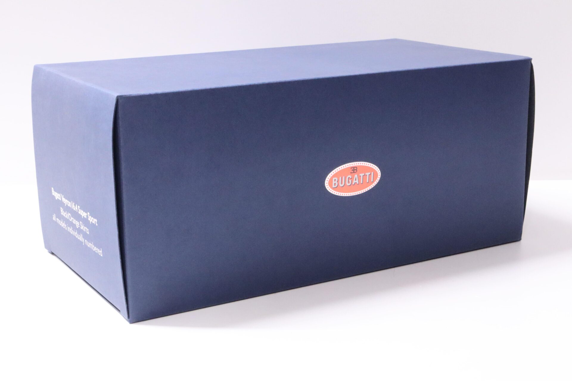 1:18 AUTOart Bugatti Veyron 16.4 Super Sport black/ orange Skirts