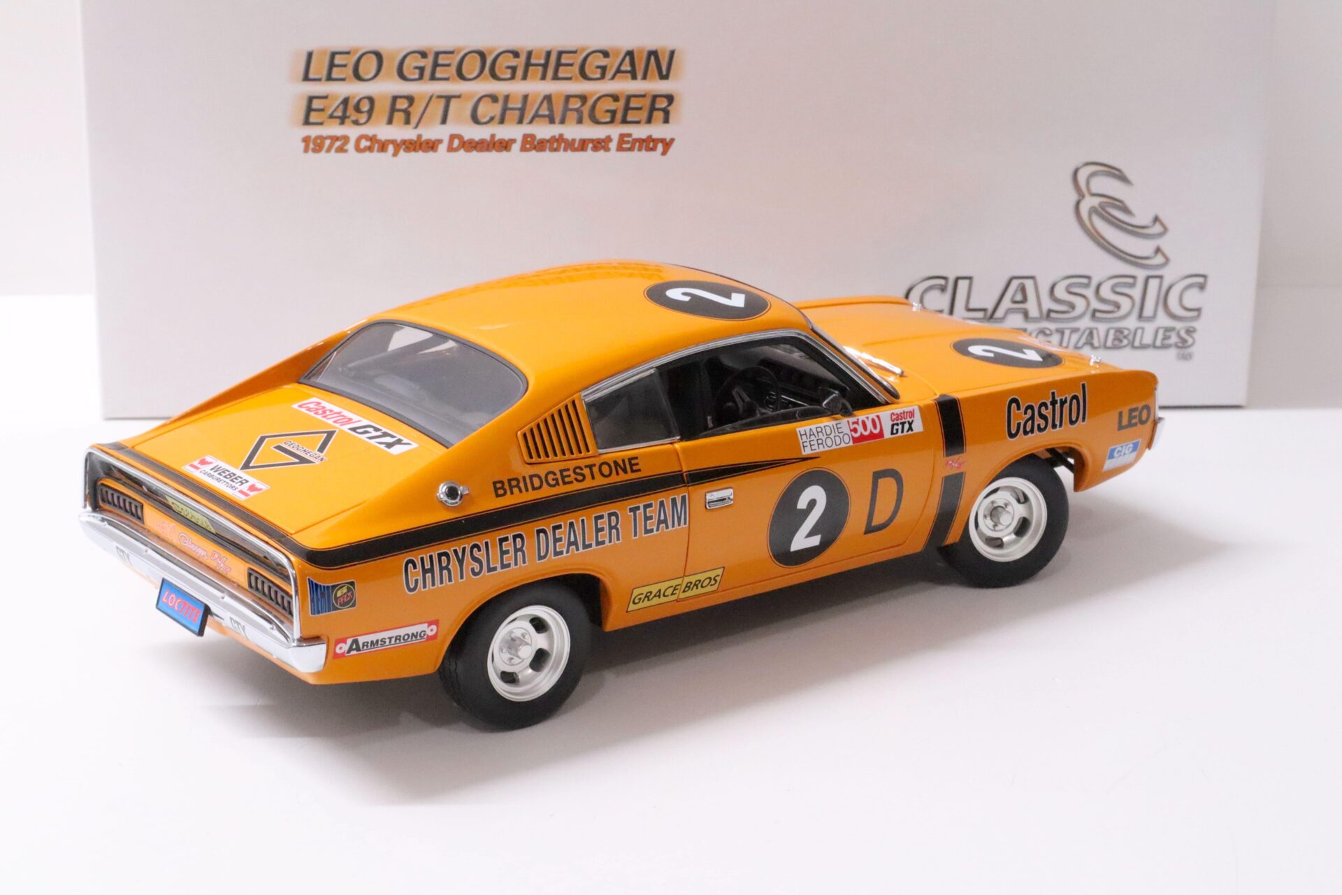 1:18 Classic Carlectables Leo Geoghegan Chrysler E49 R/T Charger Bathurst #2