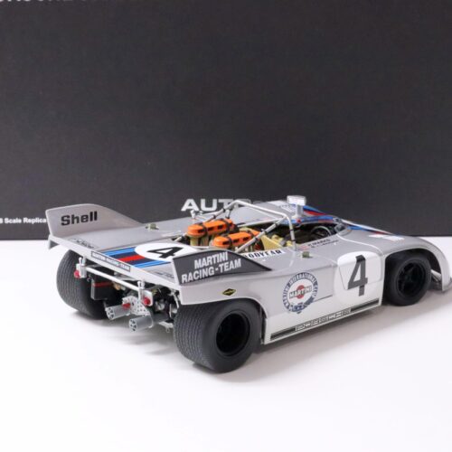 1:18 AUTOart Porsche 908/3 Nürburgring 1971 Marko van Lennep #4 MARTINI Racing
