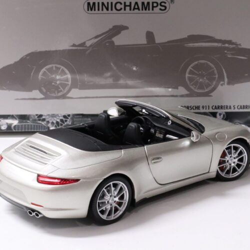 1:18 Minichamps Porsche 911 (991) Carrera S Cabriolet 2011 silver metallic