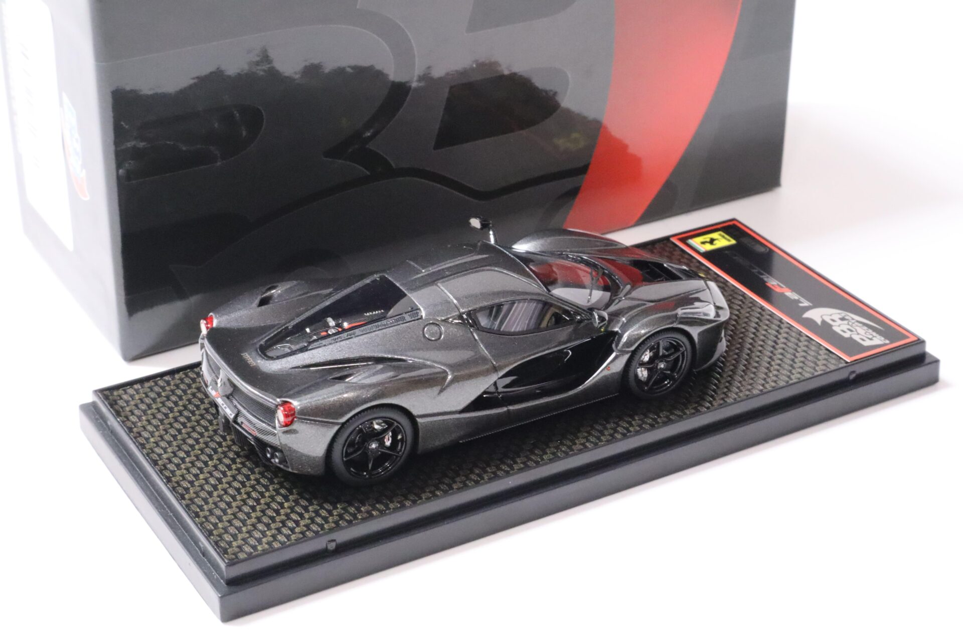 1:43 BBR Ferrari LaFerrari Canna di Fucile grey metallic Limited 49 pcs.