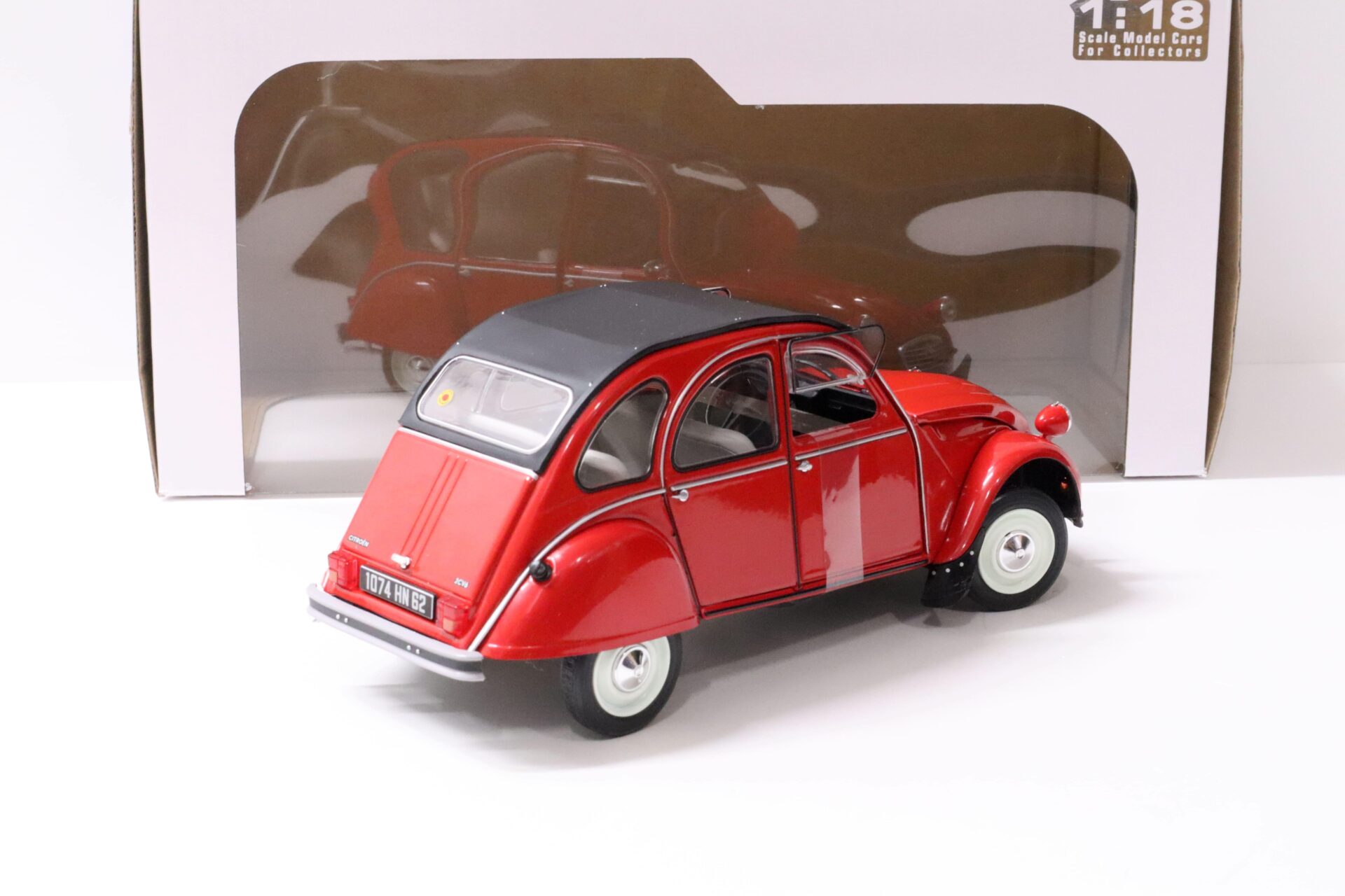 1:18 Solido Citroen 2CV6 Ente red 1982