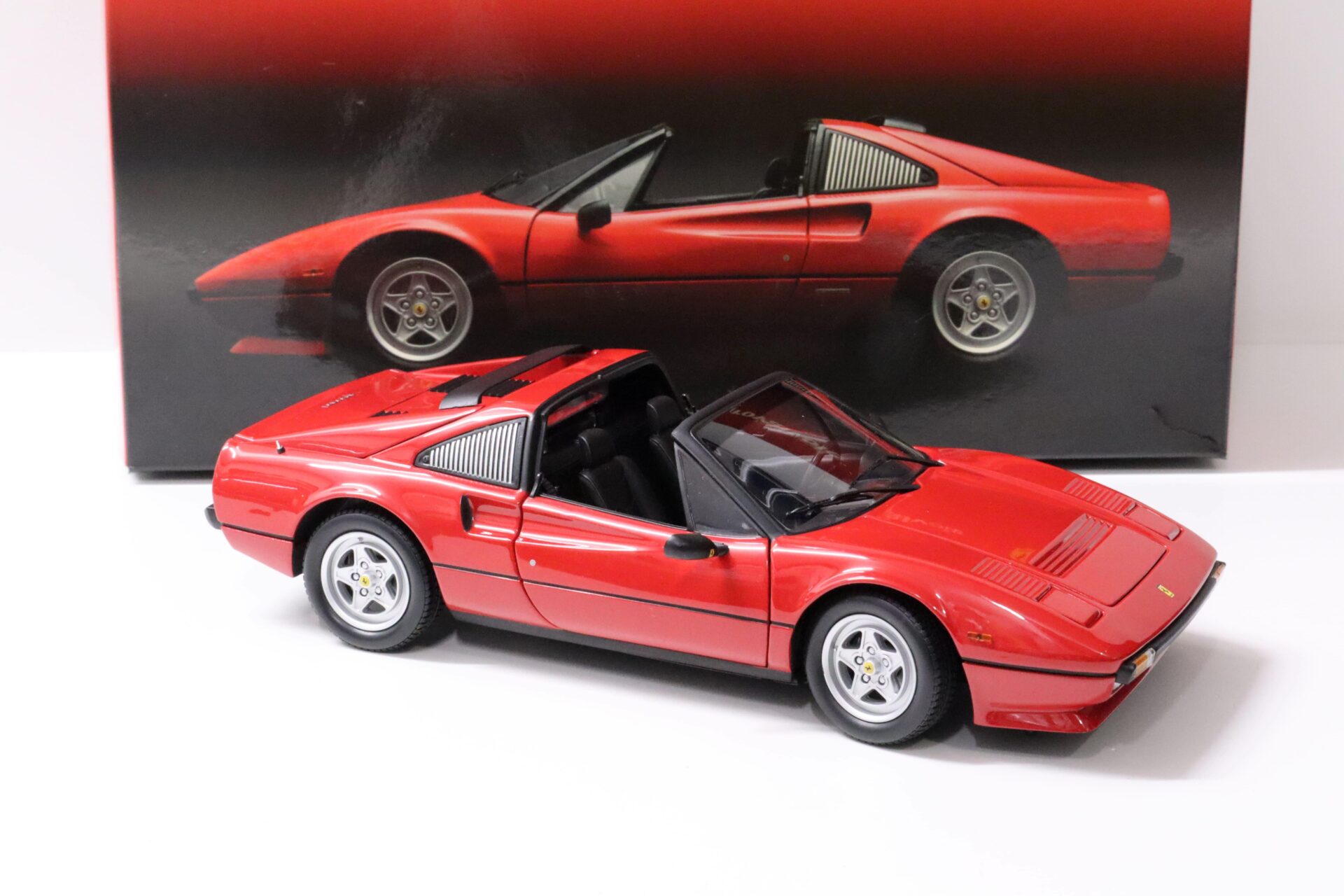 1:18 Kyosho Ferrari 308 GTS Quattrovalvole red