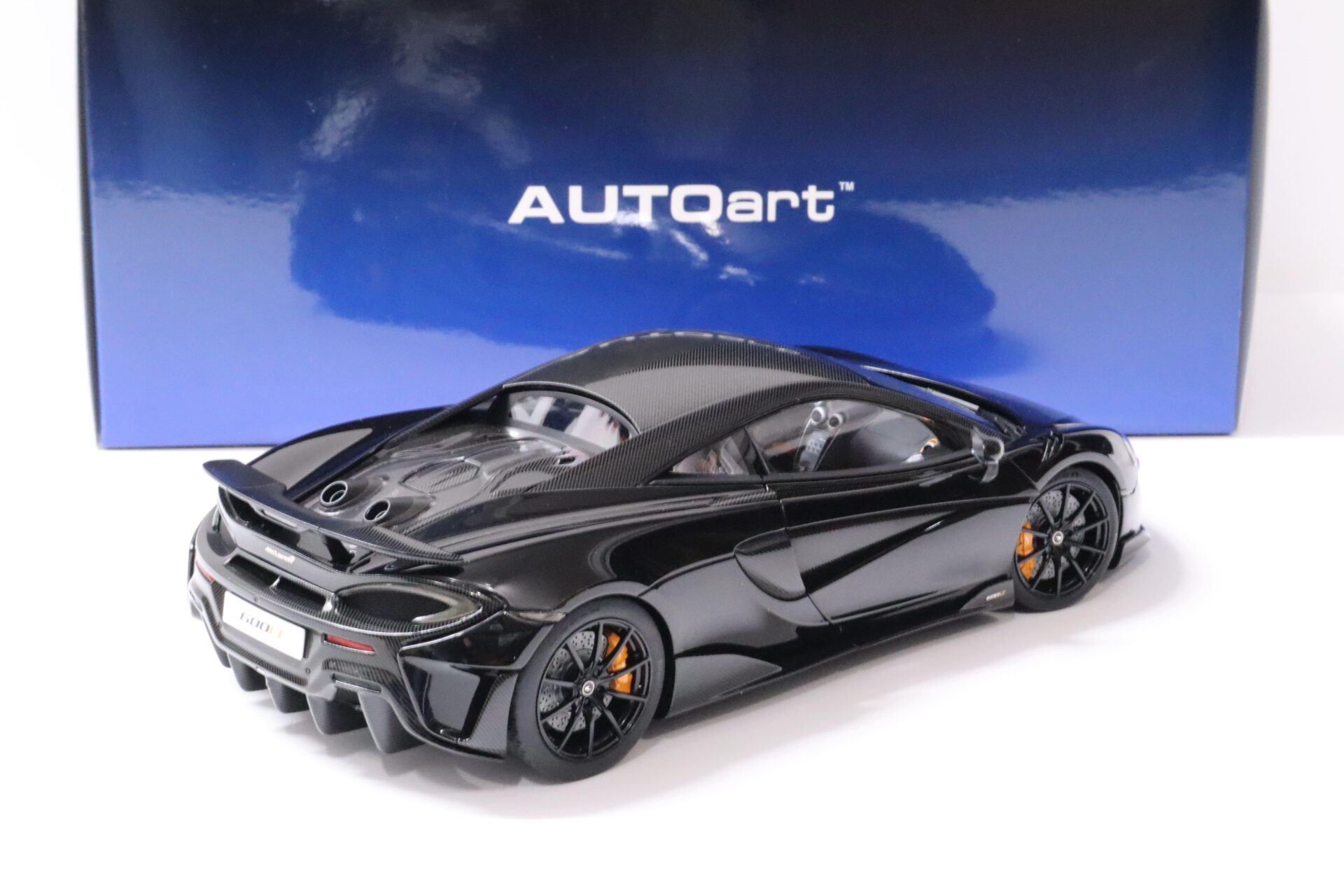 1:18 AUTOart McLAREN 600LT Coupe 2019 Onyx black