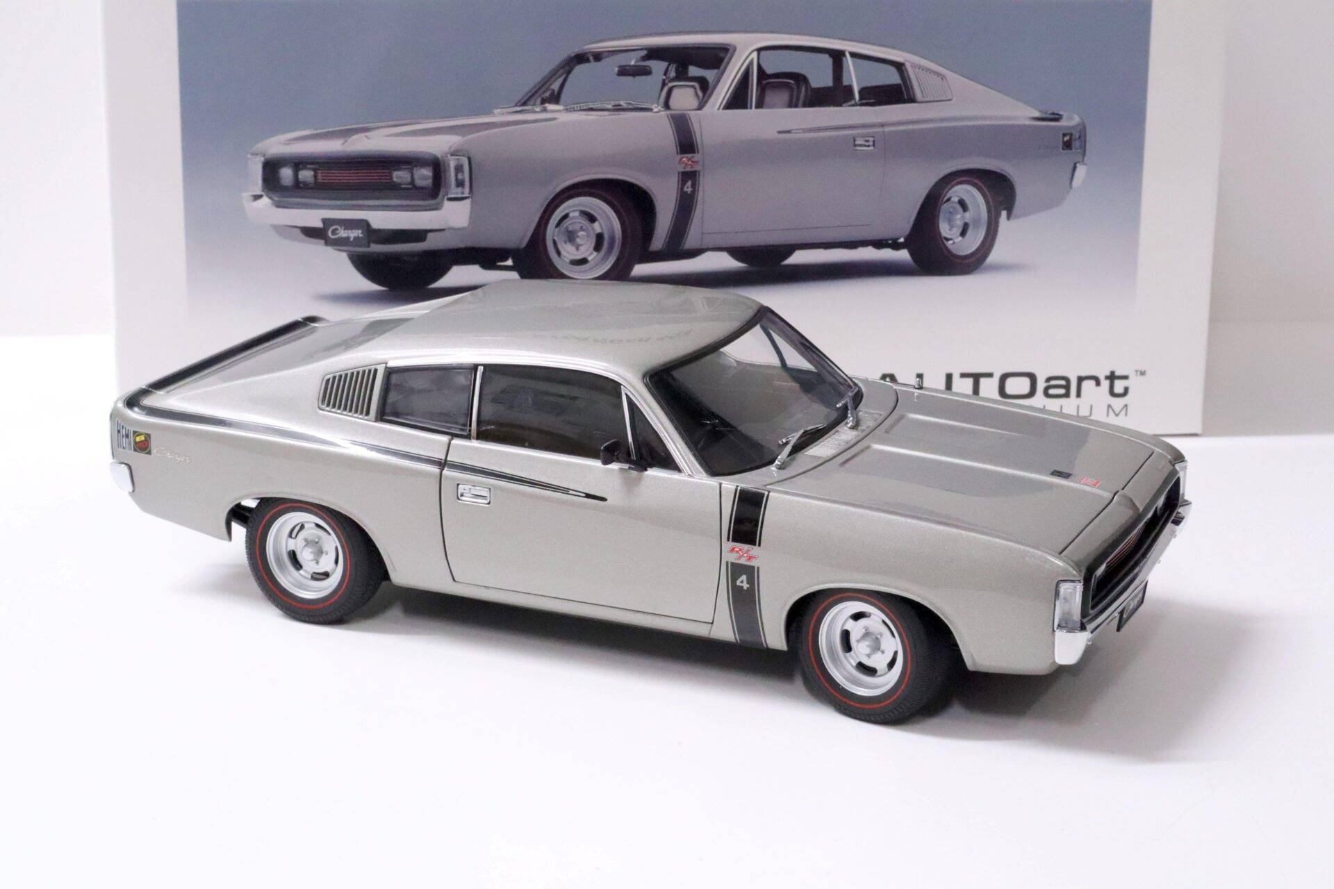 1:18 AUTOart Chrysler Charger E49 Coupe silver metallic