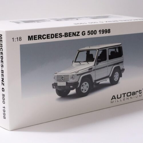 1:18 AUTOart Mercedes G-Class G500 SWB 1998 silver - Image 4