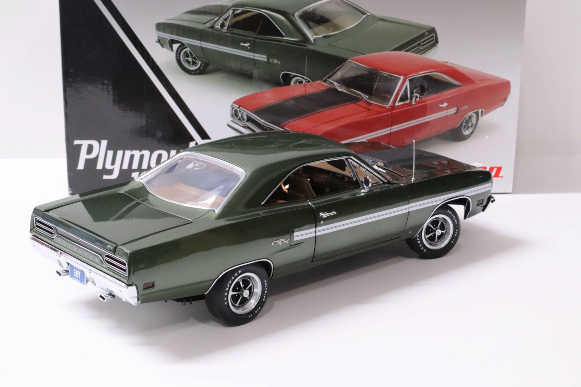 1:18 GMP 1970 Plymouth GTX Coupe green metallic