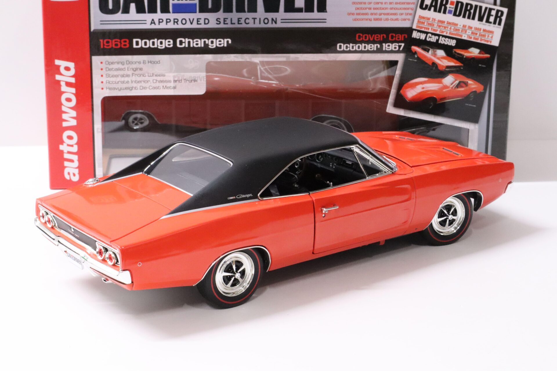 1:18 Auto World 1968 Dodge Charger Coupe orange/ black roof "Car Driver Cover"