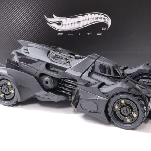 1:18 Hot Wheels Elite BATMAN Arkham Knight Batmobile black