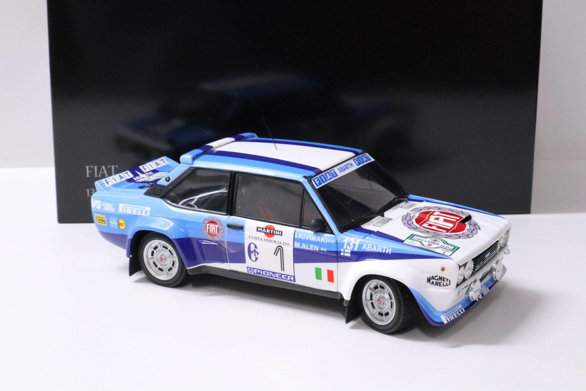 1:18 Kyosho Fiat 131 Abarth 1981 Alen/ Kivimaki Rally Costa Smeralda #1 Martini