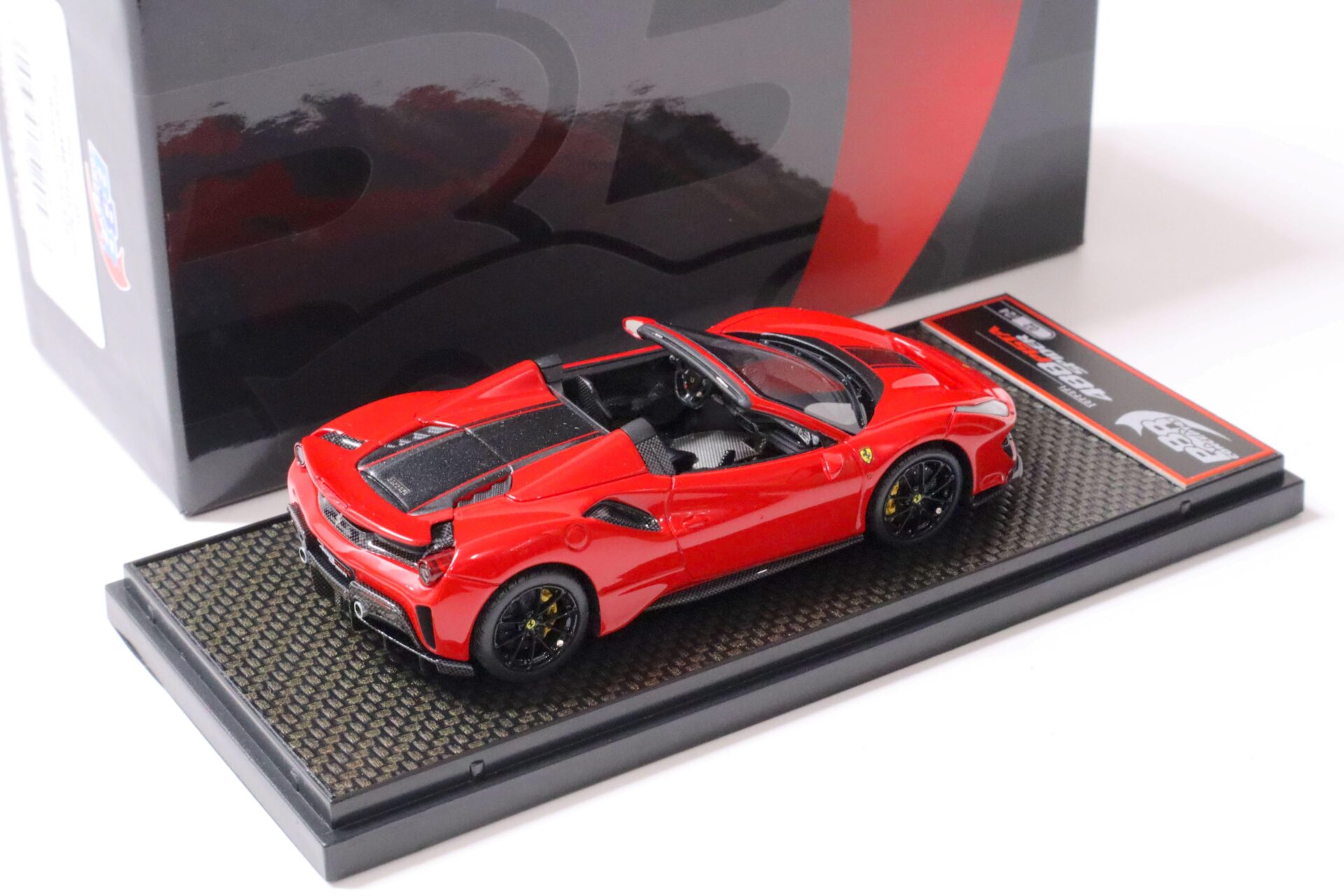 1:43 BBR Ferrari 488 Pista Spider Rosso Corsa 322 red/ black stripe - Limited 24 pcs.