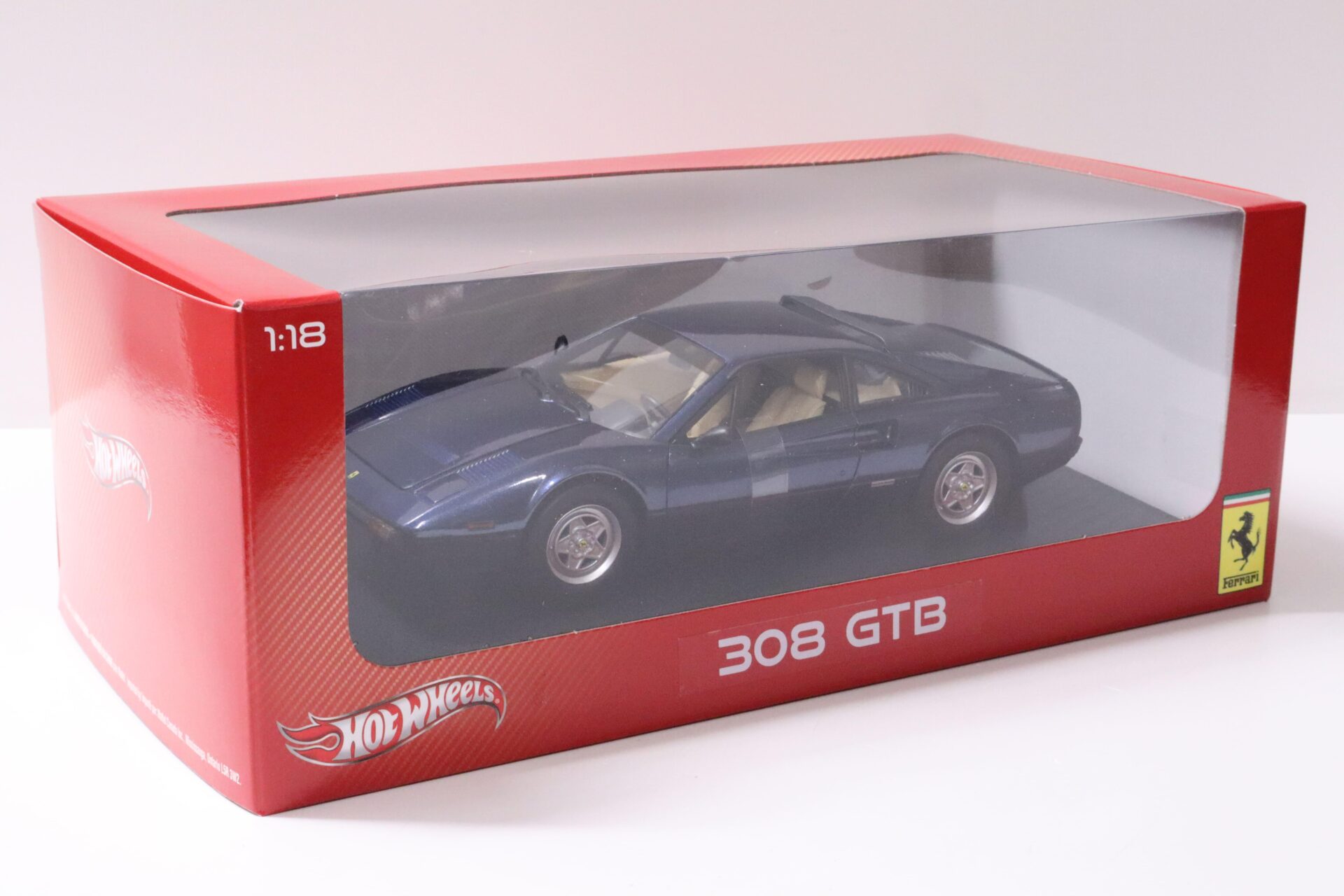 1:18 Hot Wheels Ferrari 308 GTB Coupe blue metallic