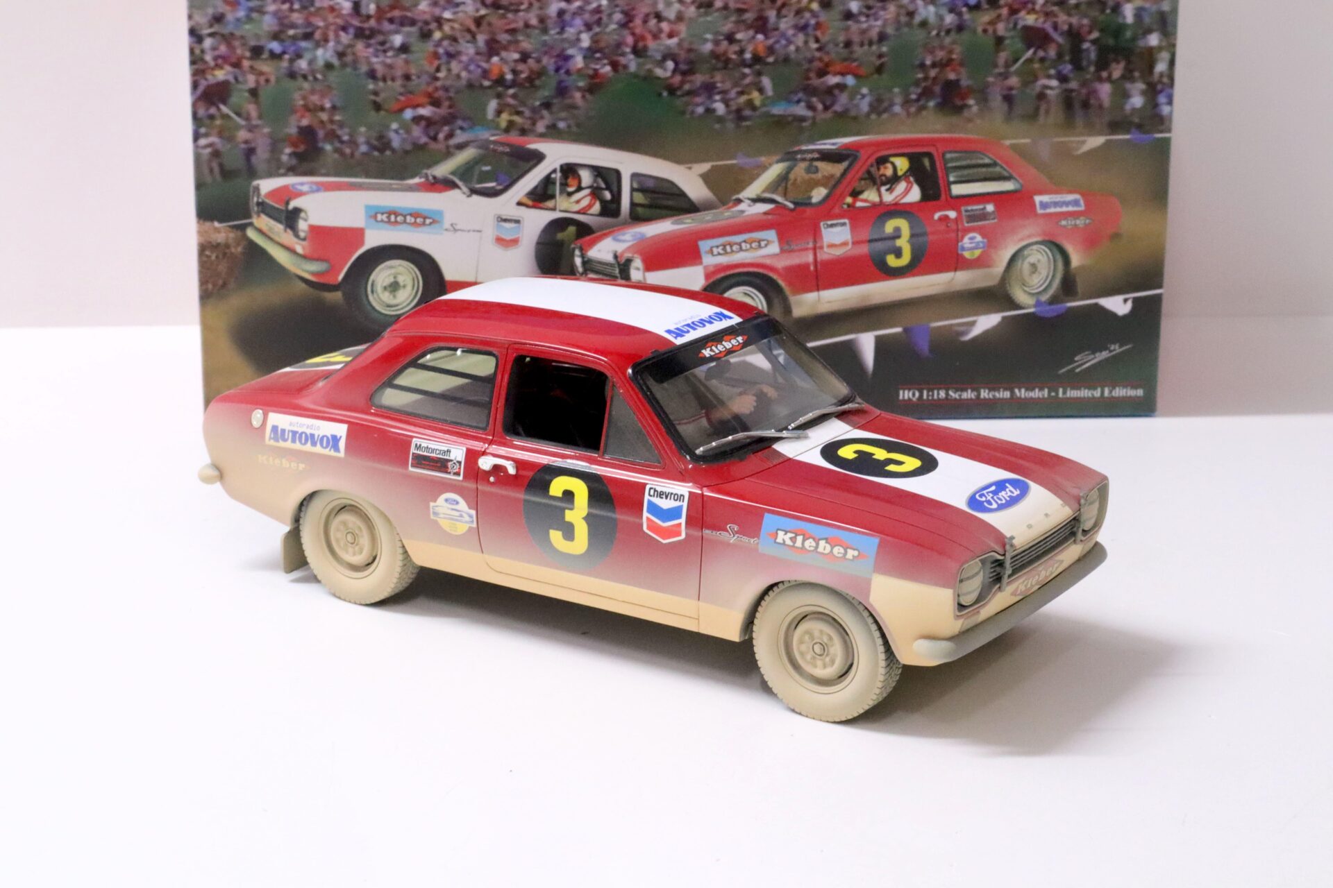 1:18 Laudoracing-Model Ford Escort Rally 1968 Bud Spencer #3 red