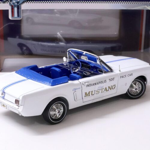 1:18 Auto World 1964 1/2 Ford Mustang Convertible Indianapolis 500 PACE Car white