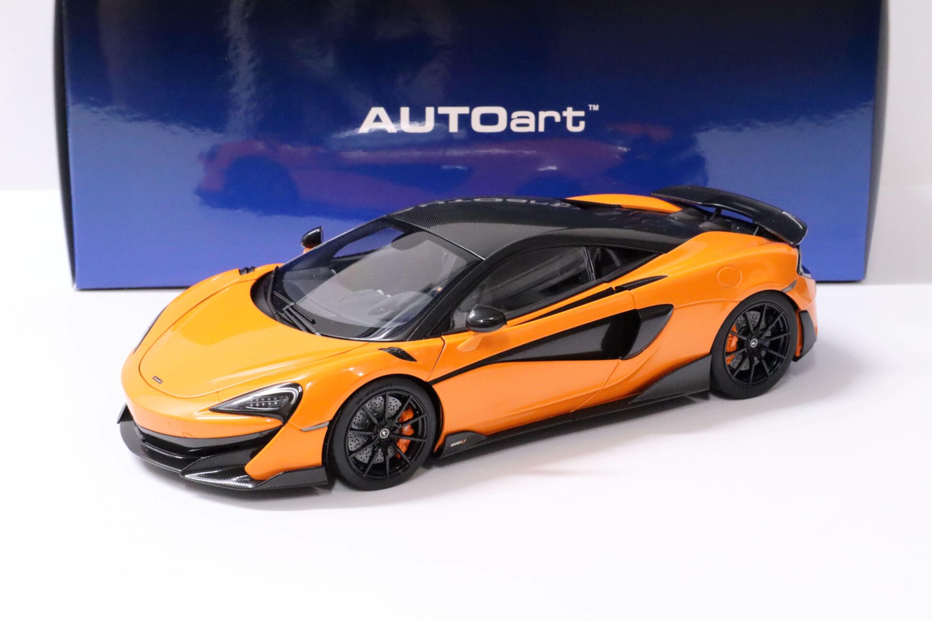 1:18 AUTOart McLAREN 600LT Coupe 2019 Myan orange
