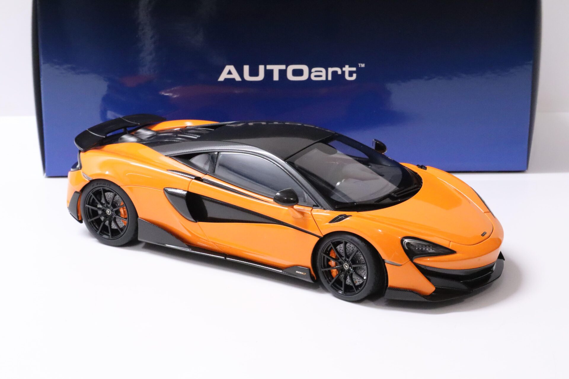 1:18 AUTOart McLAREN 600LT Coupe 2019 Myan orange