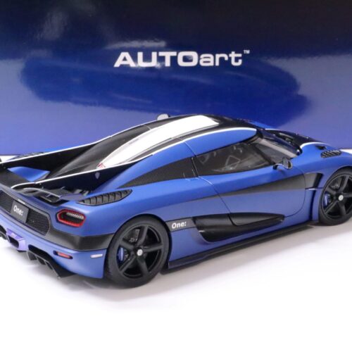1:18 AUTOart Koenigsegg ONE:1 Matt Imperial blue/ Carbon black 2014
