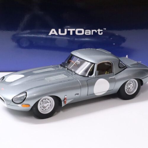 1:18 AUTOart Jaguar E-Type Lightweight silver metallic with Hardtop 1963