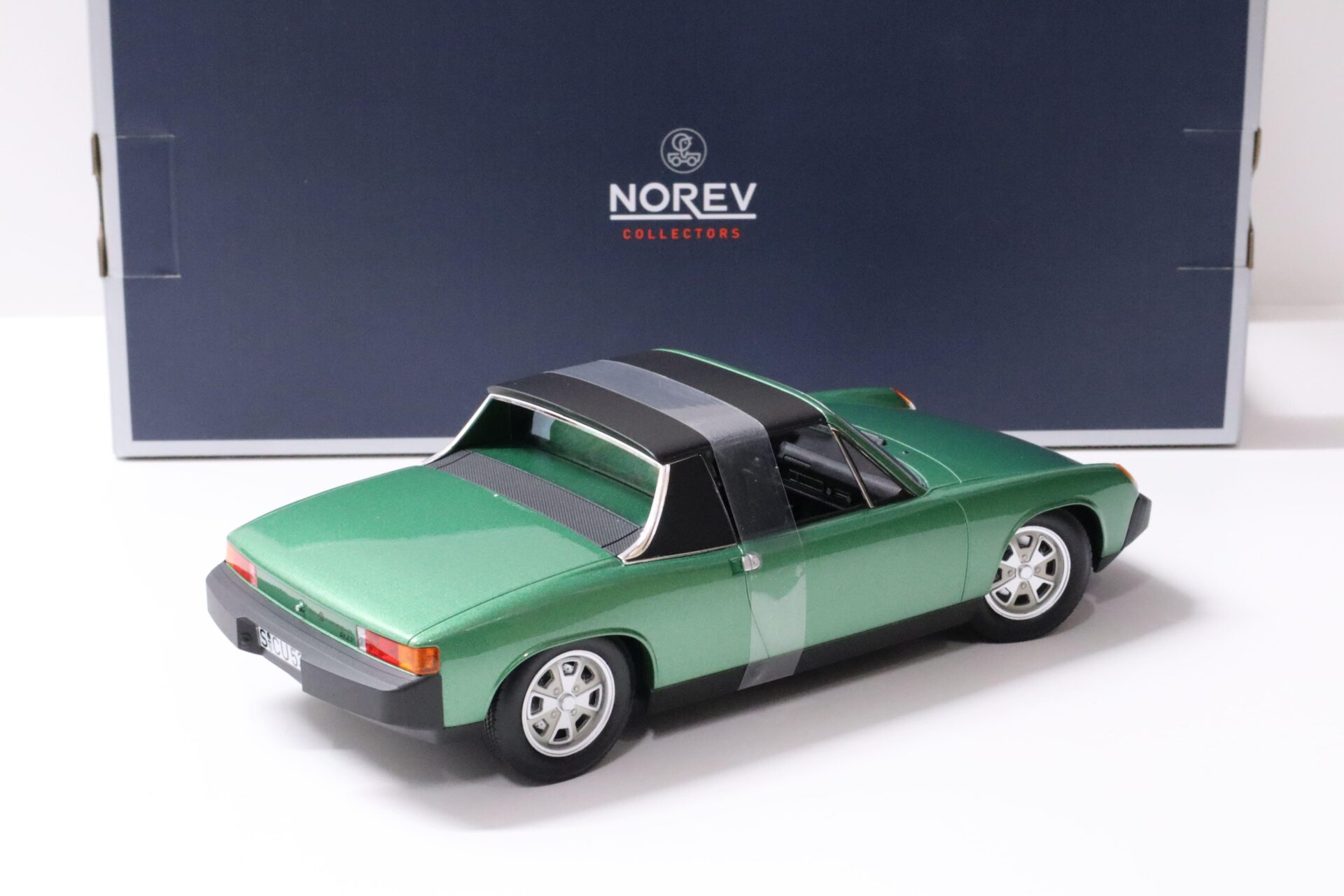 1:18 Norev VW - Porsche 914 2.0 green metallic 1975