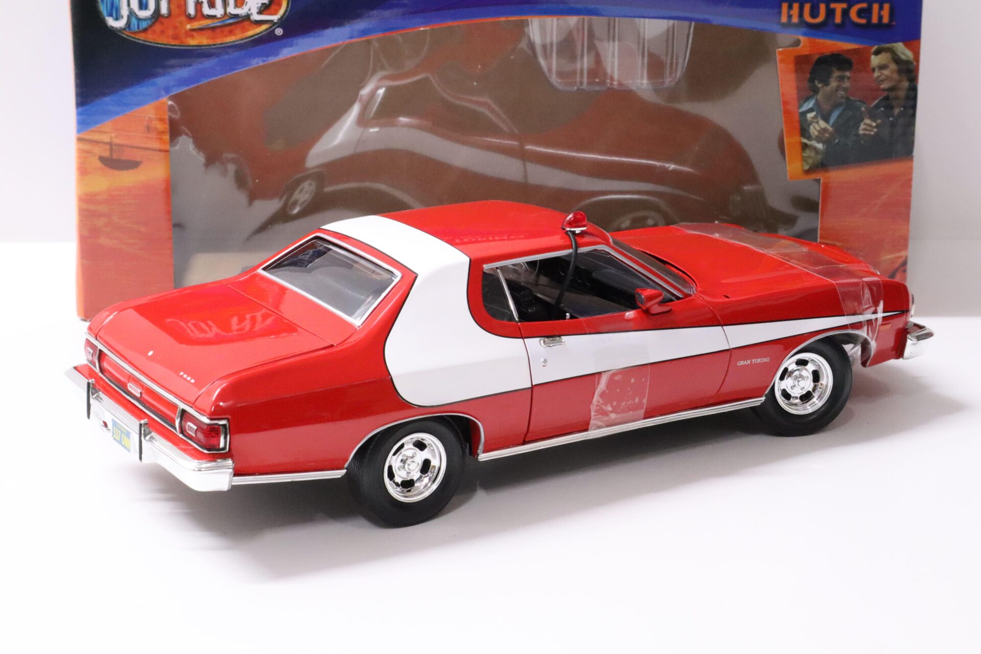 1:18 ERTL Joyride Ford Gran Torino Starsky & Hutch red/ white