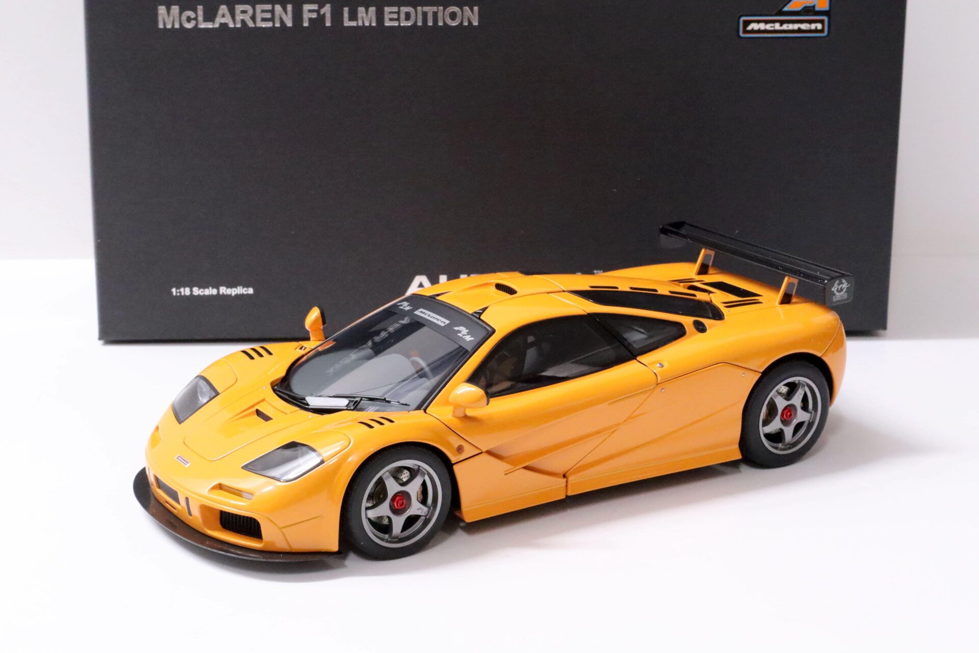 1:18 AUTOart McLaren F1 LM Edition orange 76011 Diecast