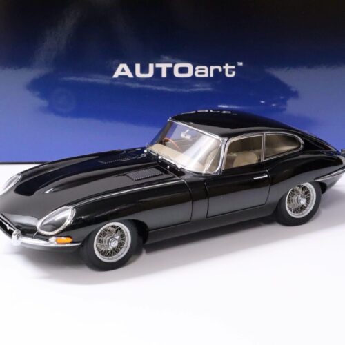 1:18 AUTOart Jaguar E-Type Coupe Series I 3.8 black