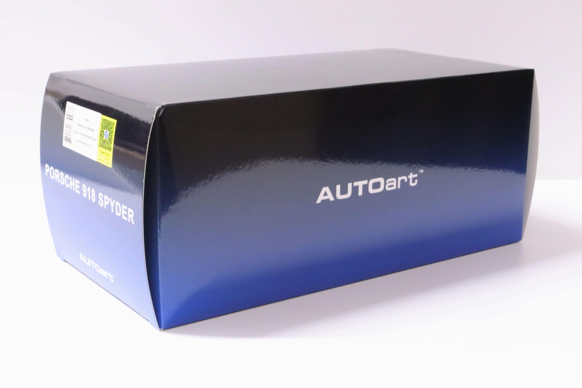 1:18 AUTOart Porsche 918 Spyder Basalt black metallic 2013