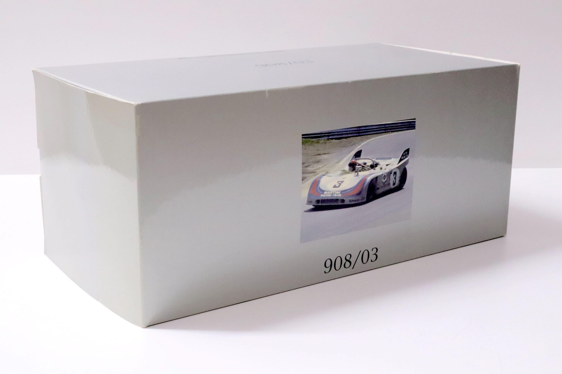 1:18 AUTOart Porsche 908/3 Nürburgring 1971 Elford #3 DEALER VERSION