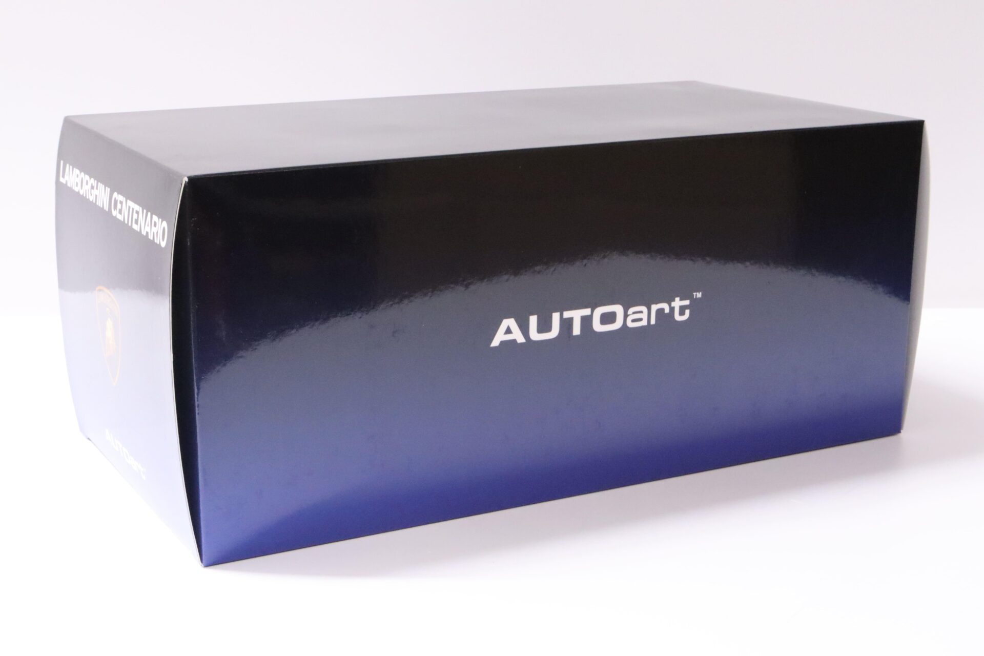 1:18 AUTOart Lamborghini Centenario 2017 Rosso Efesto/ metallic red 79112