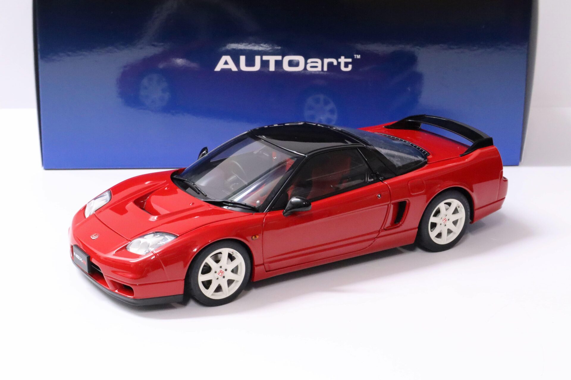 ID 61475 orig 1.jpg 1:18 AUTOart Honda NSX-R (NA2) 2019 New Formula red