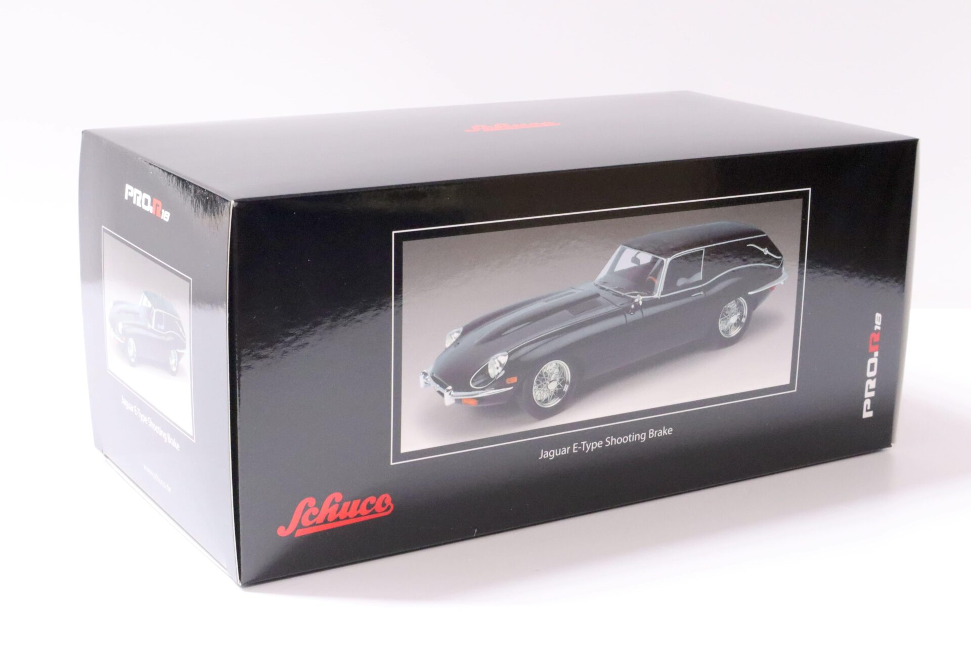 1:18 Schuco Jaguar E-Type Shooting Brake Hearse black