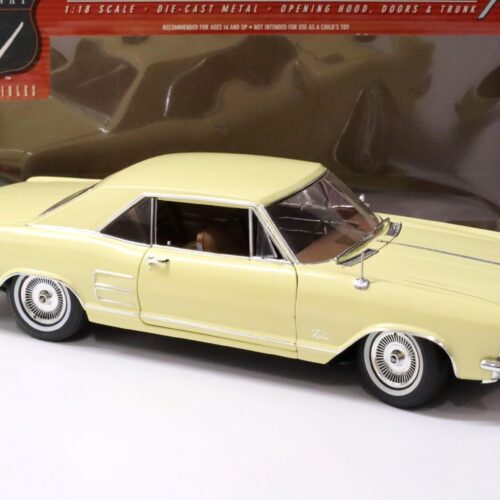 1:18 Highway61 Buick Riviera Coupe 1964 yellow 50679