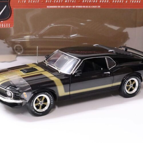 1:18 Highway61 Ford Mustang Boss 302 Coupe black/ gold stripes